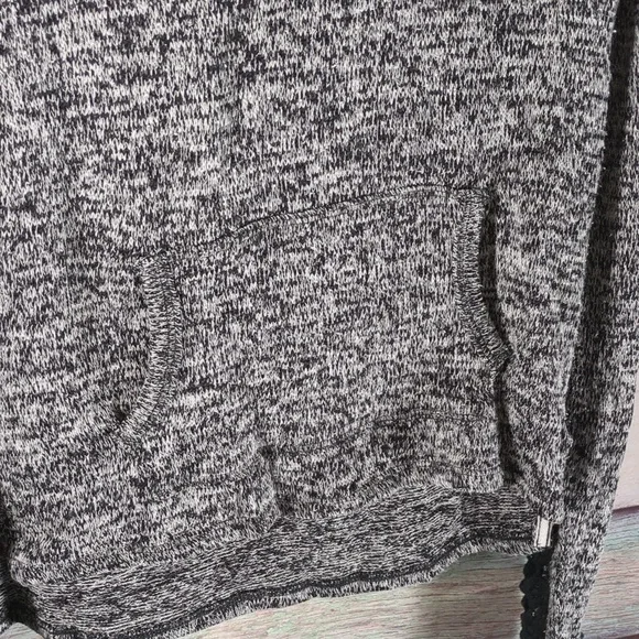 Aeropostale Hooded Sweater - Picture 4 of 5